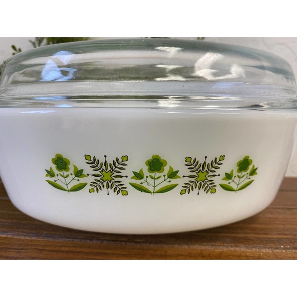 Vintage Casserole Dish // Anchor Hocking Fire King Meadow Green // Oval Dish - Picture 2 of 6